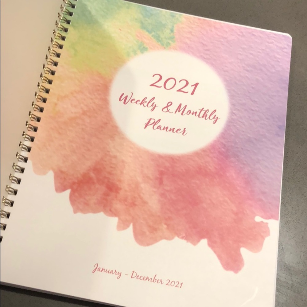 Beautiful 2021 planner - Picture 5 of 9